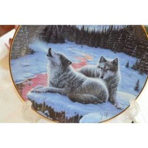 1994 Winter's Dawn The Call of The North by J. Tift Hamilton Collection Plate